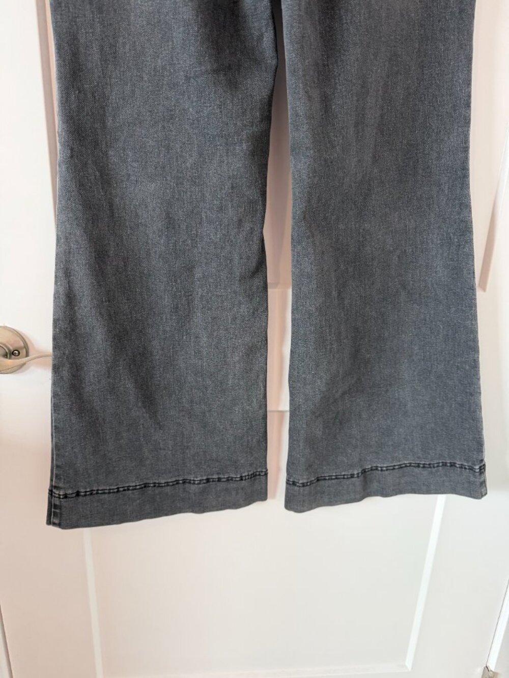 Flamingals Flare Wide Leg Jeans - Picture 5 of 7